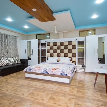 Radiant Club & Resort อิมฟัล ภายนอก รูปภาพ