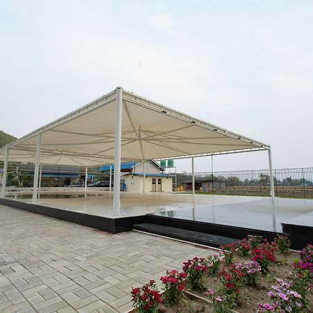 Radiant Club & Resort อิมฟัล ภายนอก รูปภาพ